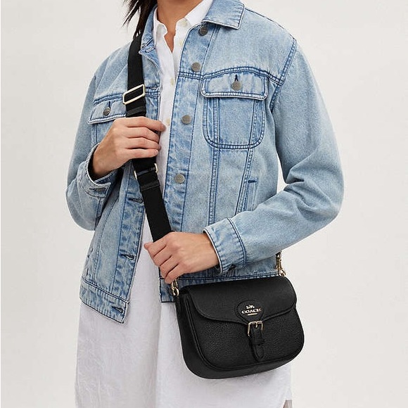 Coach Handbags - Coach Amelia Saddle Bag Black Crossbody Leather